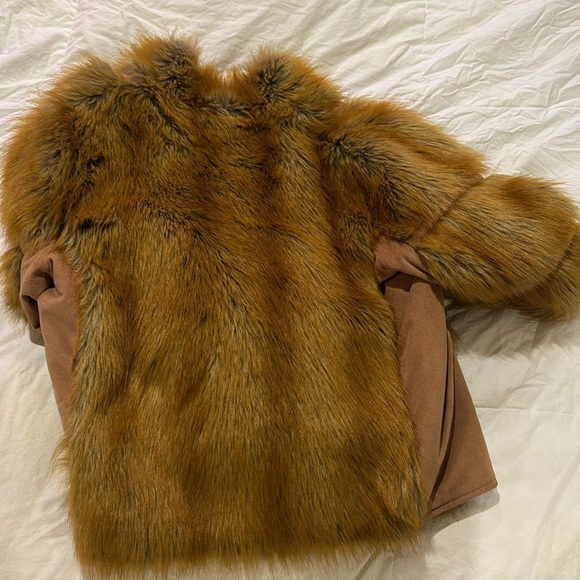 Le Chateau fur (faux) jacket - Picture 5 of 6
